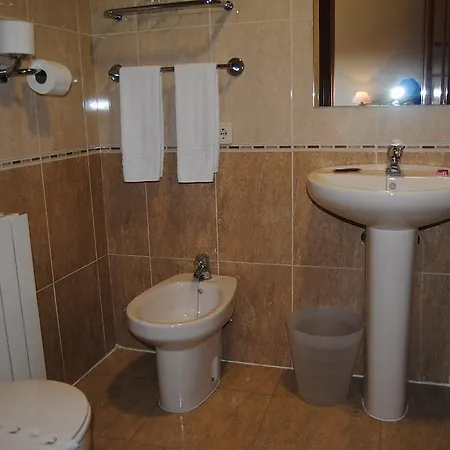 Konukevi El Mirador 2*