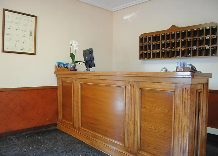 El Mirador Guest house 2*